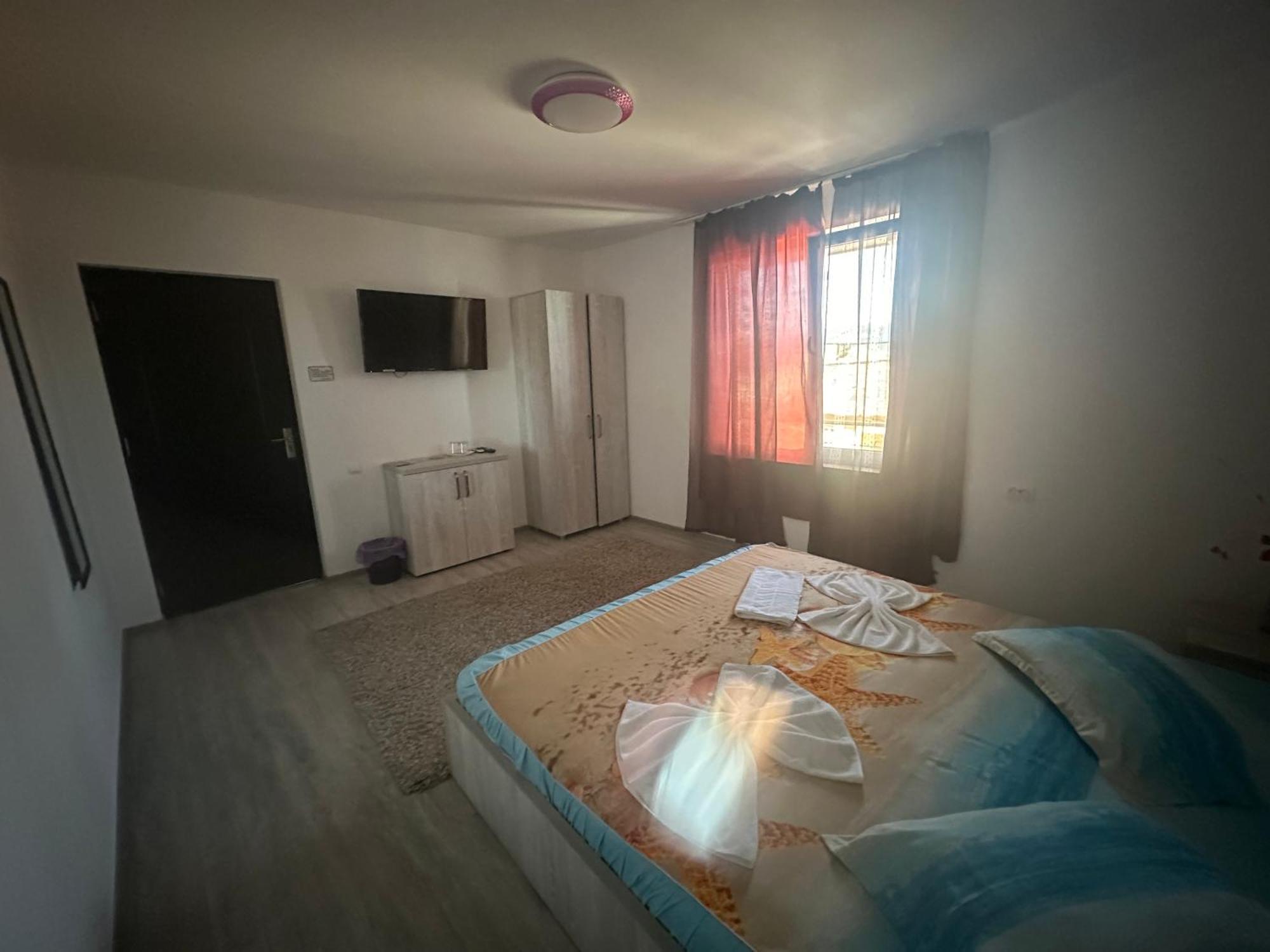 Casa Clau Hotell Orşova Eksteriør bilde